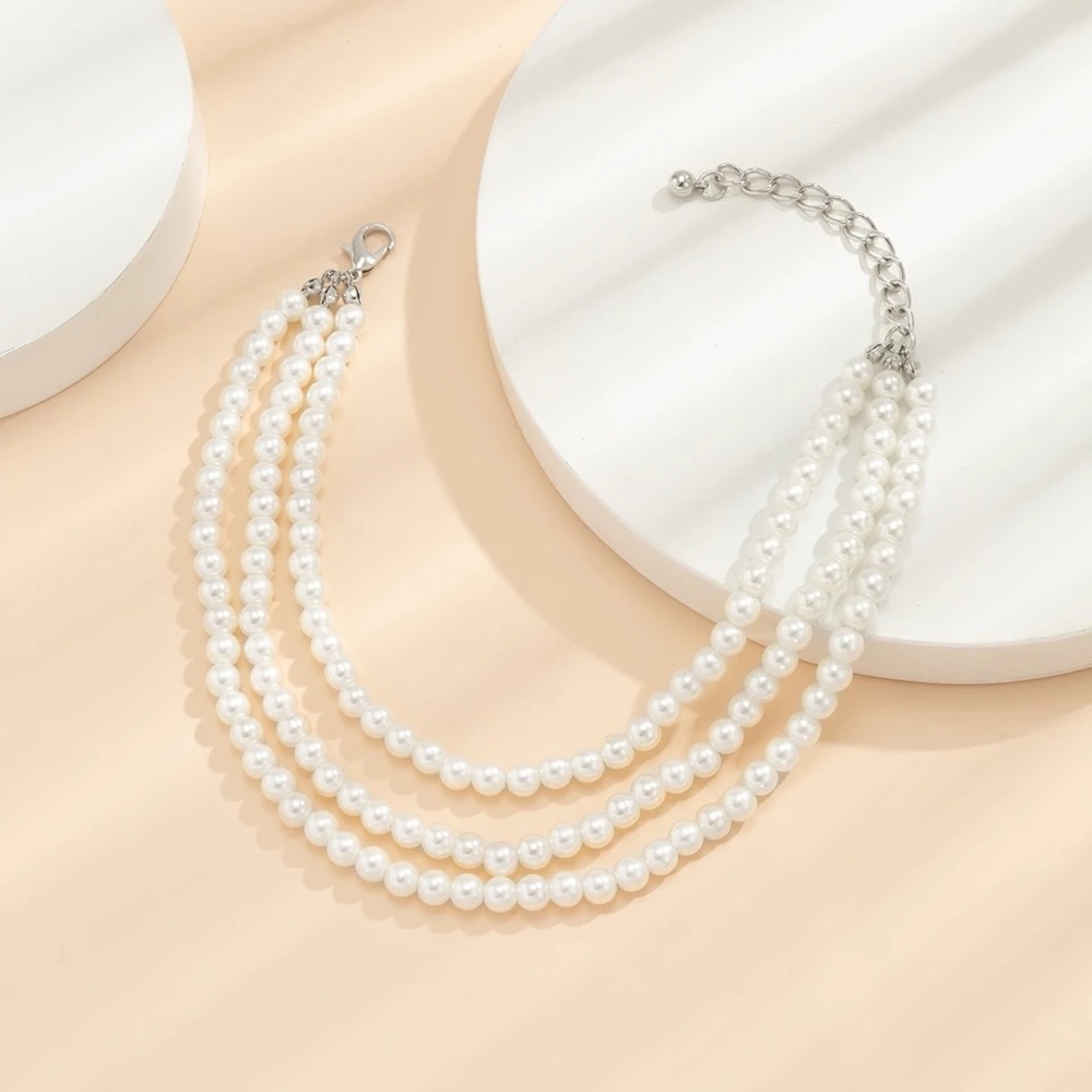 Classy Pearl Anklet - Picture 3 of 5